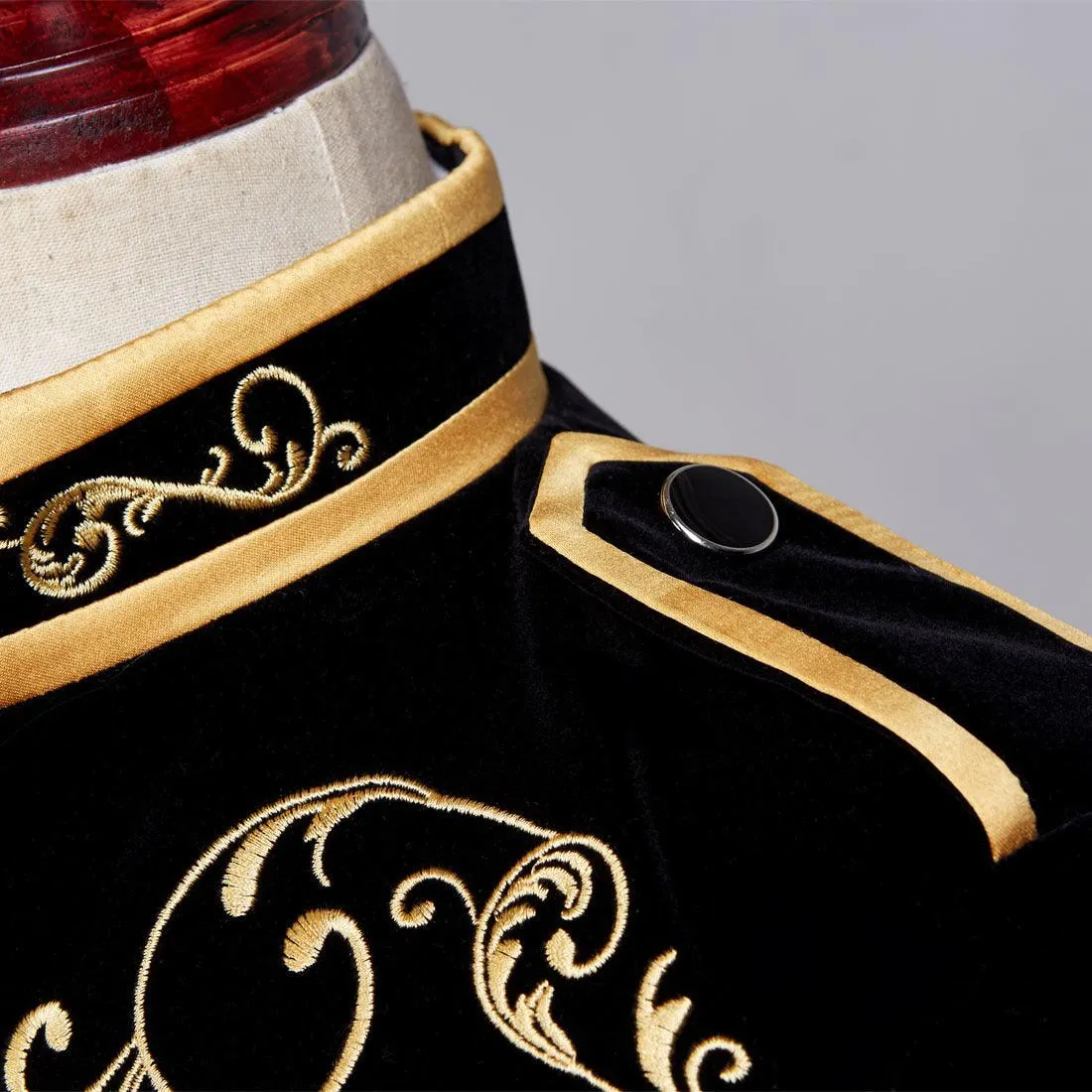 British Style Velvet Gold Embroidery Blazer
