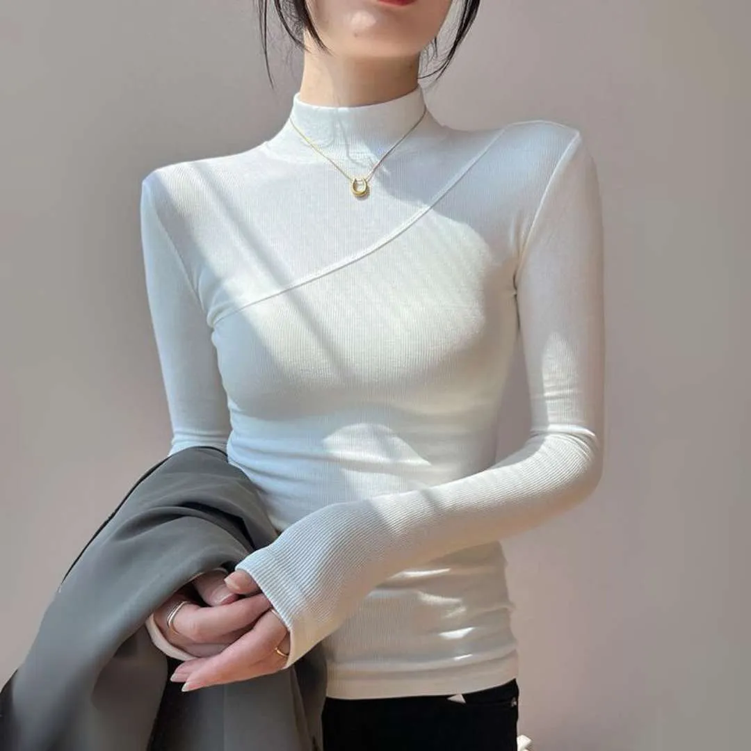 Eira™ | Minimalist Ribbed Turtleneck Top