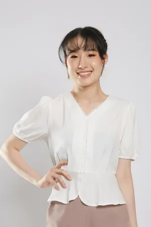 Felizia Blouse in White Crochet