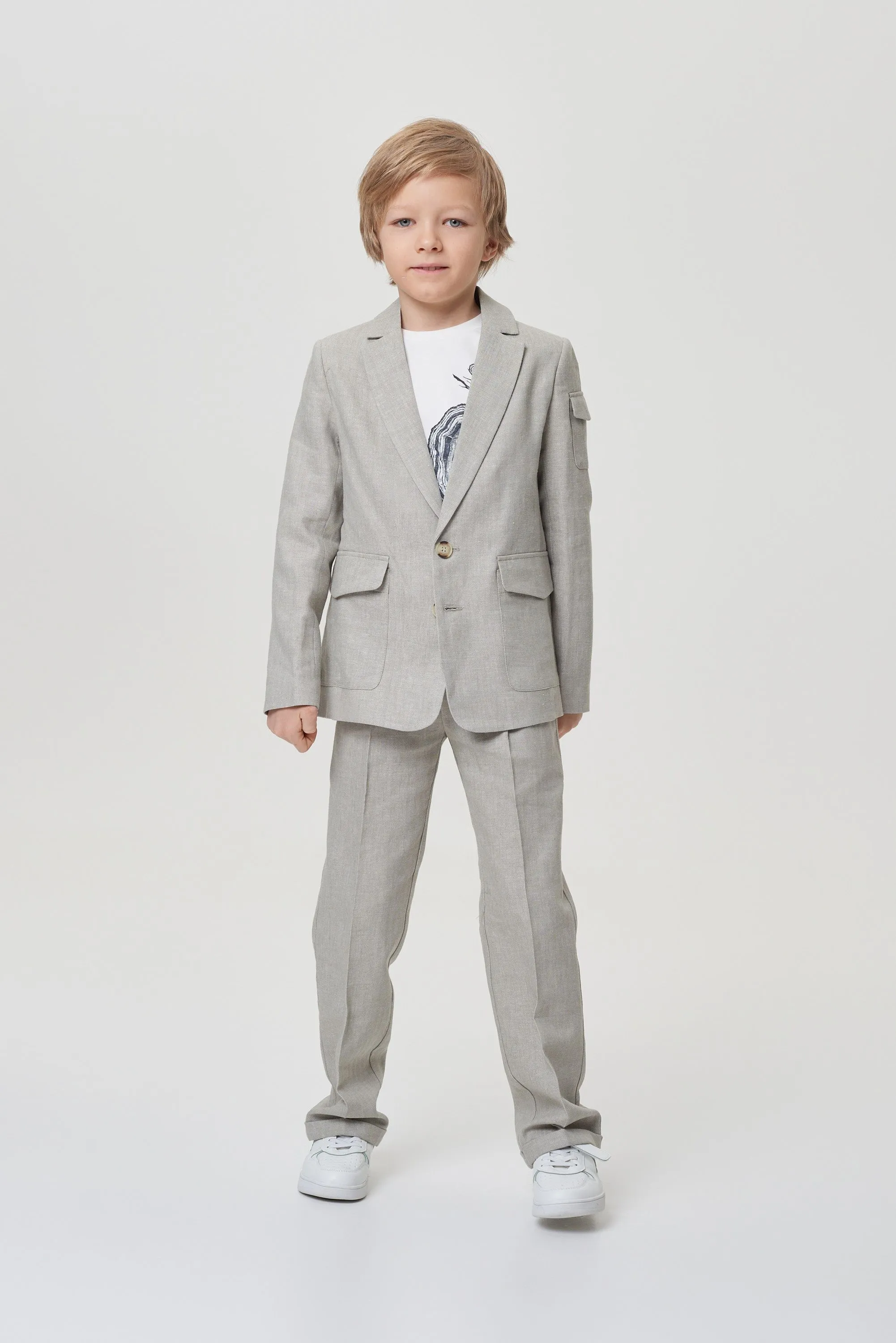 Front Pockets Linen Blazer